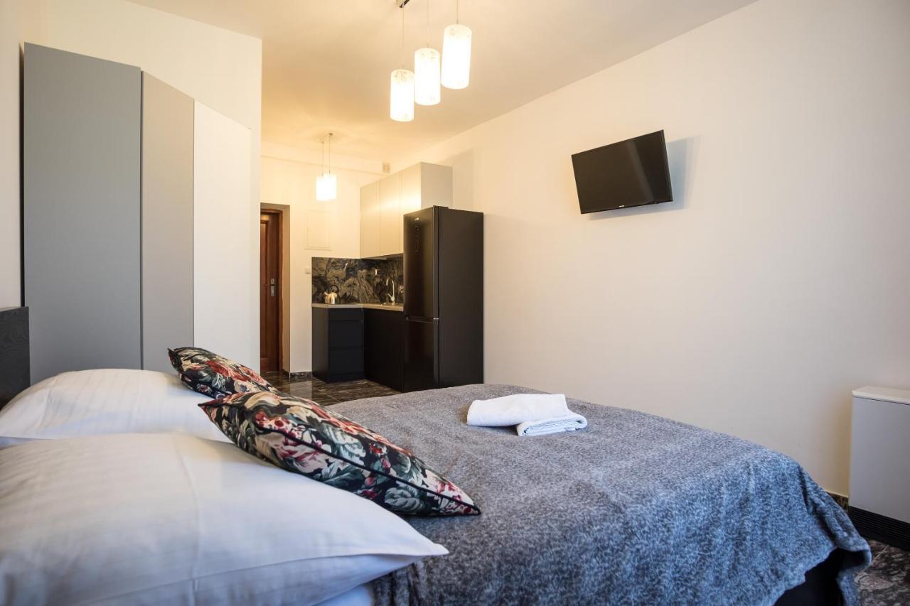 Prestige Apartamenty Krupowki 16 ザコパネ エクステリア 写真